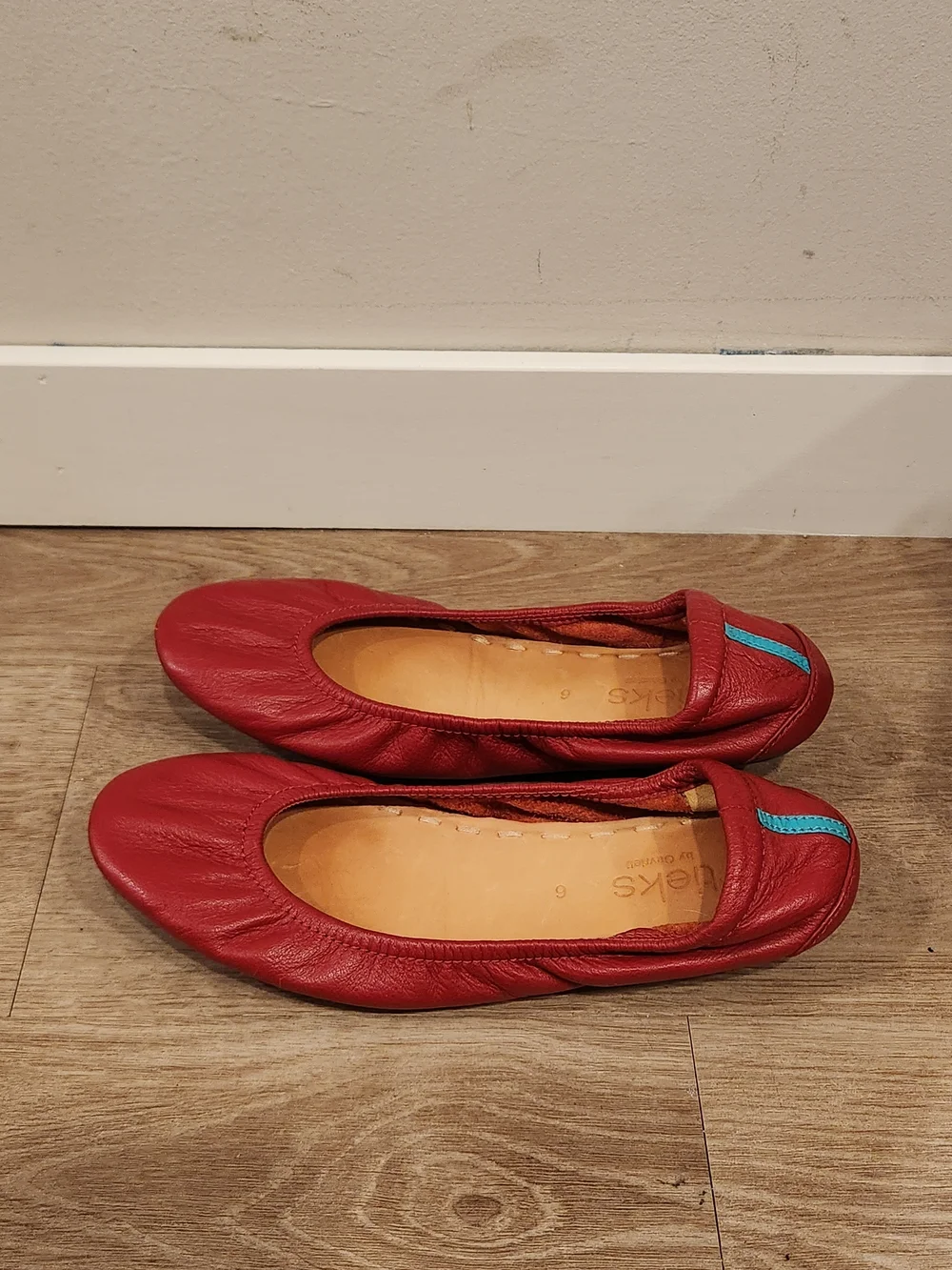 Tieks Cardinal Red Classic Leather Foldable Travel Ballet Flats Women's 6 GUC
